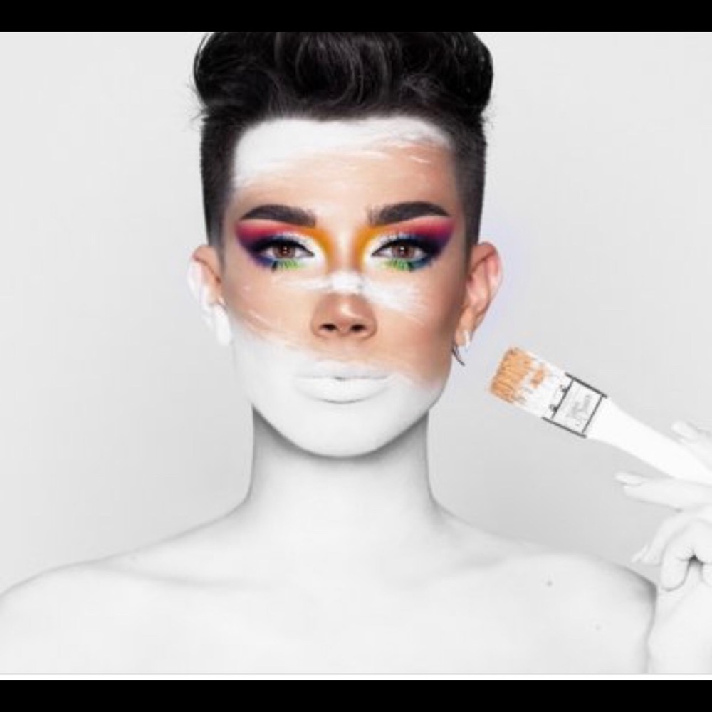 ‼️SOLD‼️James CharlesXMorphe